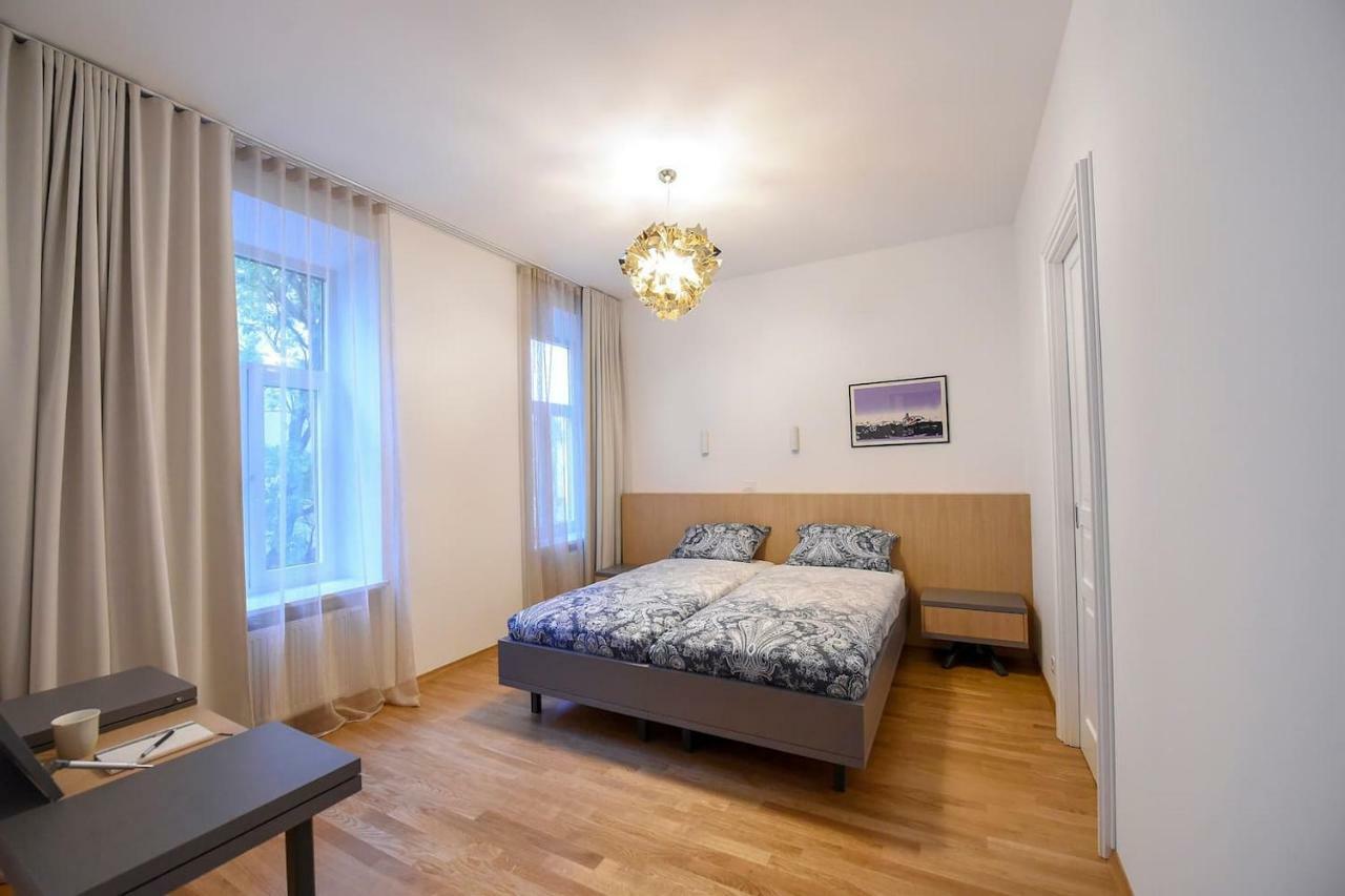 City Centre Chic Apartment Ljubljana 1/4 Exterior photo